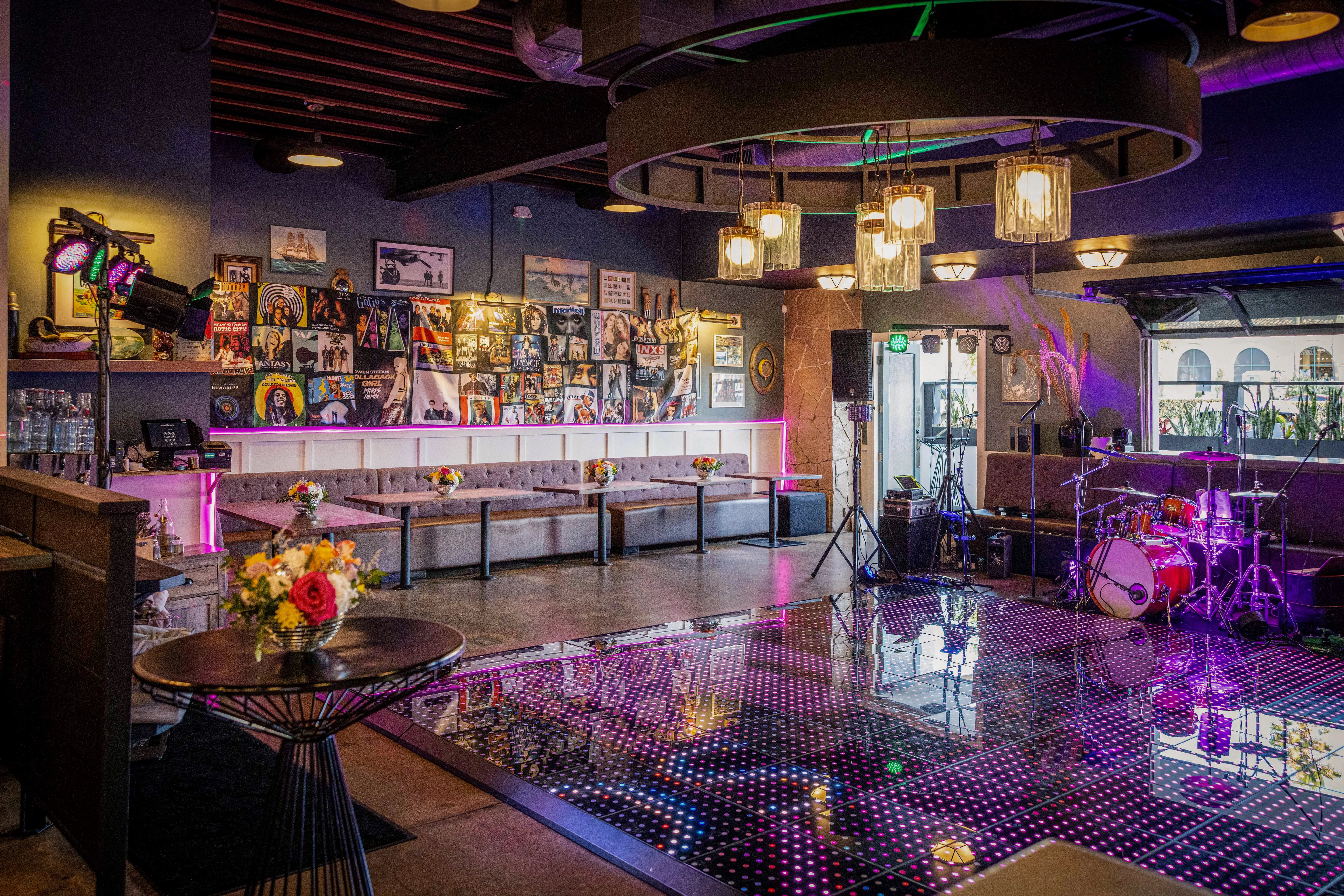 Upscale private event space in Costa Mesa with full-service dining
